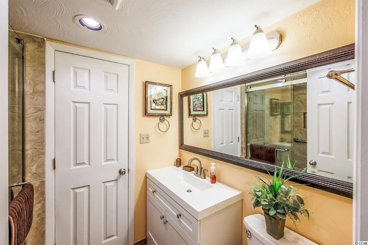 Spacious Ocean View Suite With Beautiful Updates! - Ocean Dunes Tower 2 Unit 6121 - Sleeps 6 Guests! Myrtle Beach Buitenkant foto